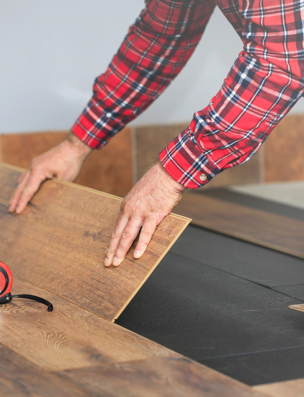 Installing laminate floor